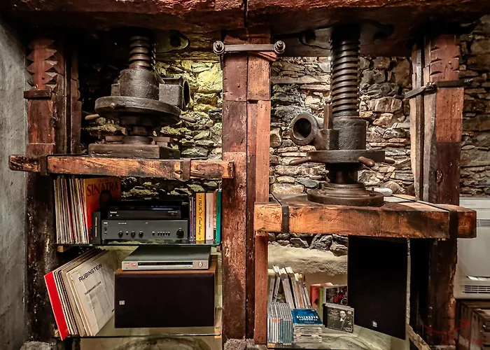 Apartament The Historic Oil Mill- Romantic Retreat Alassio