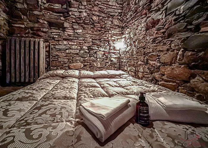 Apartament The Historic Oil Mill- Romantic Retreat