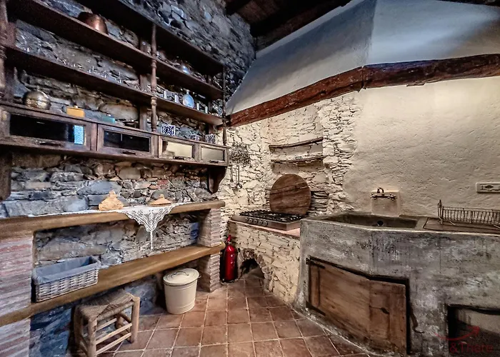 The Historic Oil Mill- Romantic Retreat Alassio