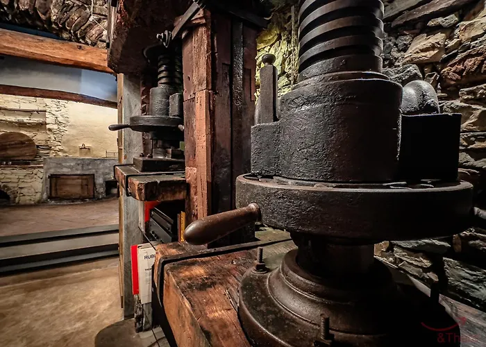 アパート The Historic Oil Mill- Romantic Retreat *