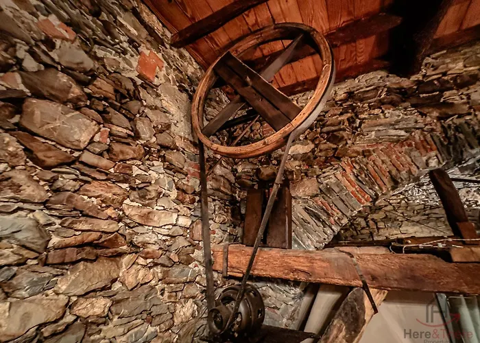 The Historic Oil Mill- Romantic Retreat